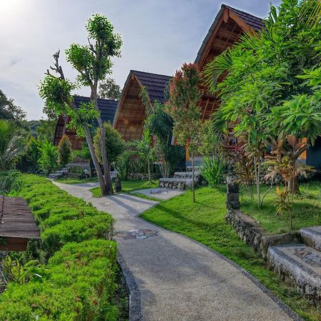 Bagia Bungalows Batumadeg Exterior foto