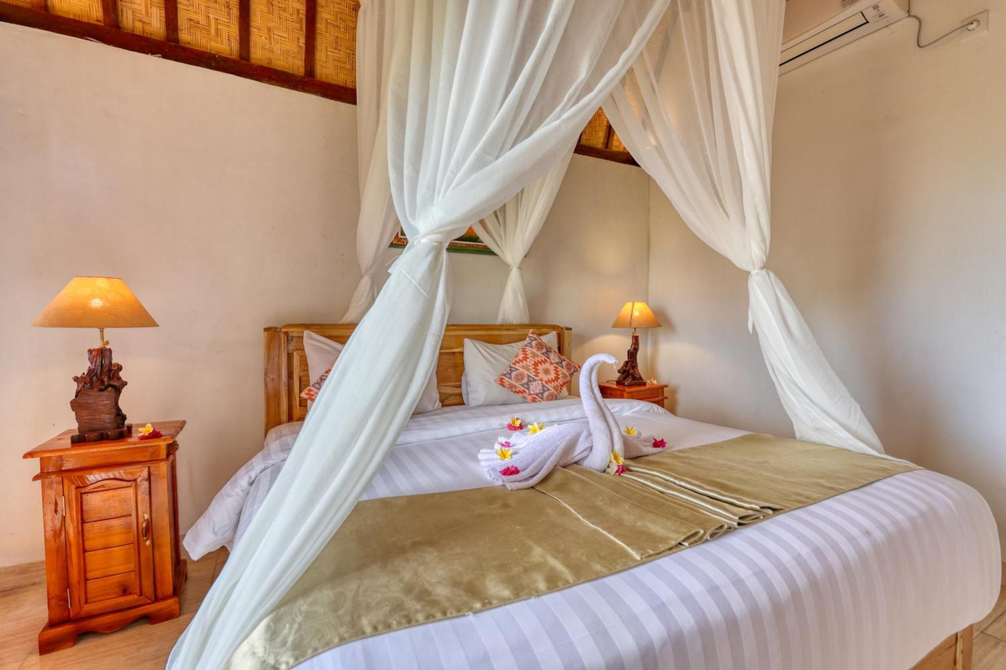 Bagia Bungalows Batumadeg Exterior foto
